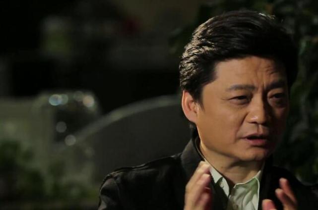 老崔说币：黄金突围5K，比特币剑指八万？