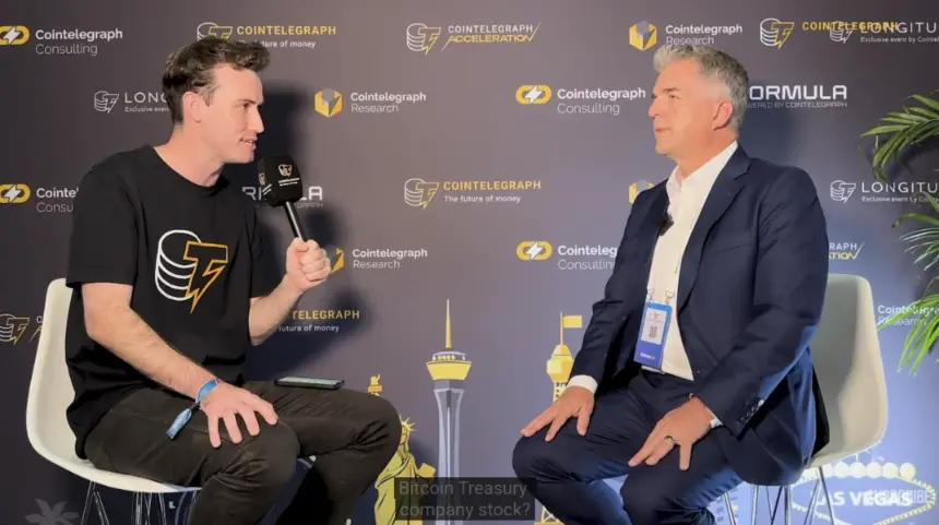 Sean Bill speaking at BitcoinVegas