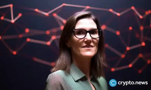  Cathie Wood 的 150 万美元比特币看涨引发了新鲜黄金与加密货币的辩论   