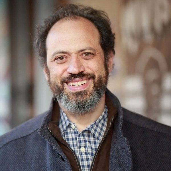 宾夕法尼亚大学 Ethan Mollick：AI 越来越强 我们该如何借力？