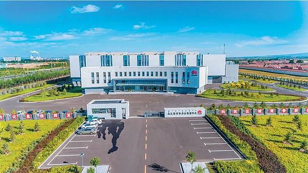 梁文锋的500亿：投向一座北方小城