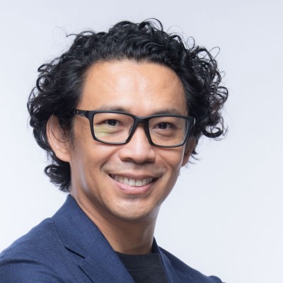 Kasima Tharnpipitchai