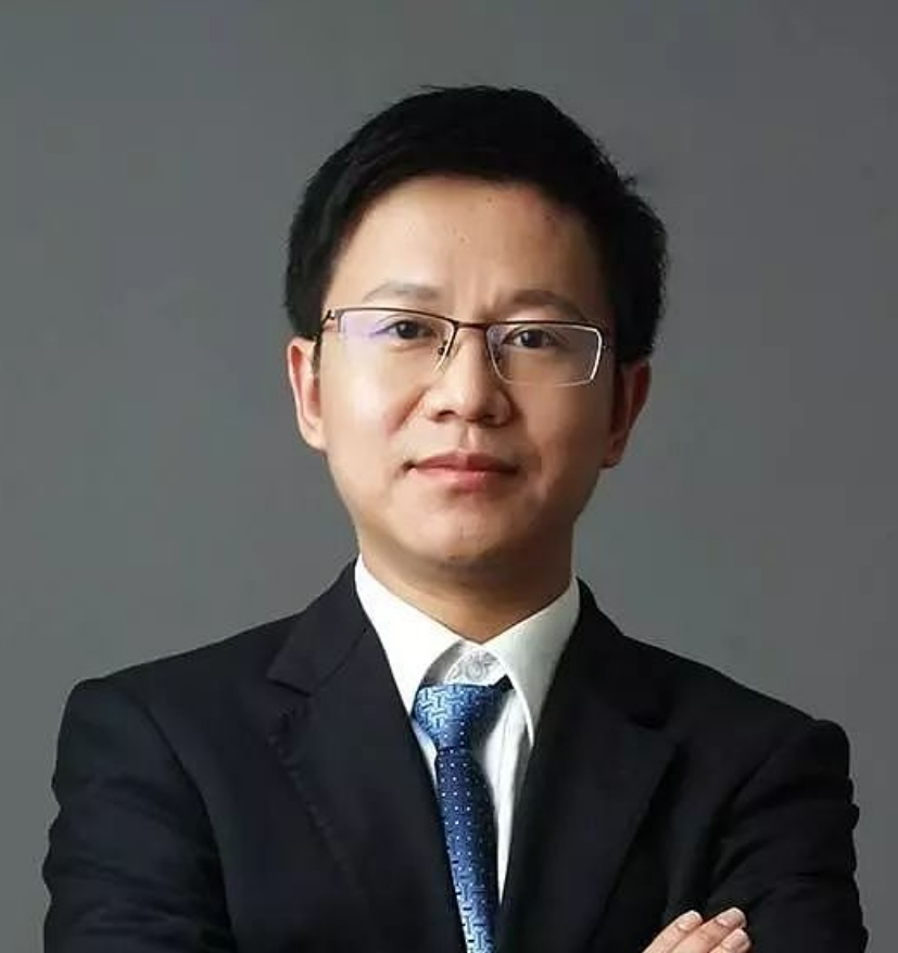 雷臻