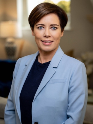 Gillian Lynch