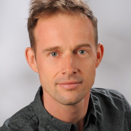 Marten  Jung